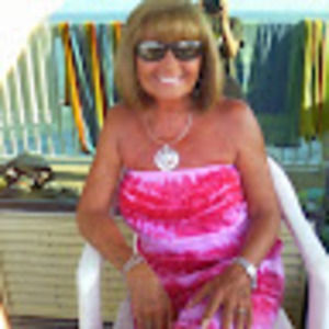 Meet your Posher, Debbie